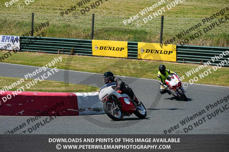 enduro digital images;event digital images;eventdigitalimages;mallory park;mallory park photographs;mallory park trackday;mallory park trackday photographs;no limits trackdays;peter wileman photography;racing digital images;trackday digital images;trackday photos